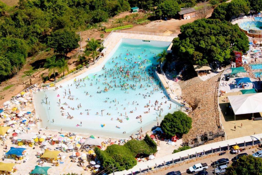 Piazza Diroma - Cortesia Park Diroma, Splash E Slide カルダス・ノバス エクステリア 写真