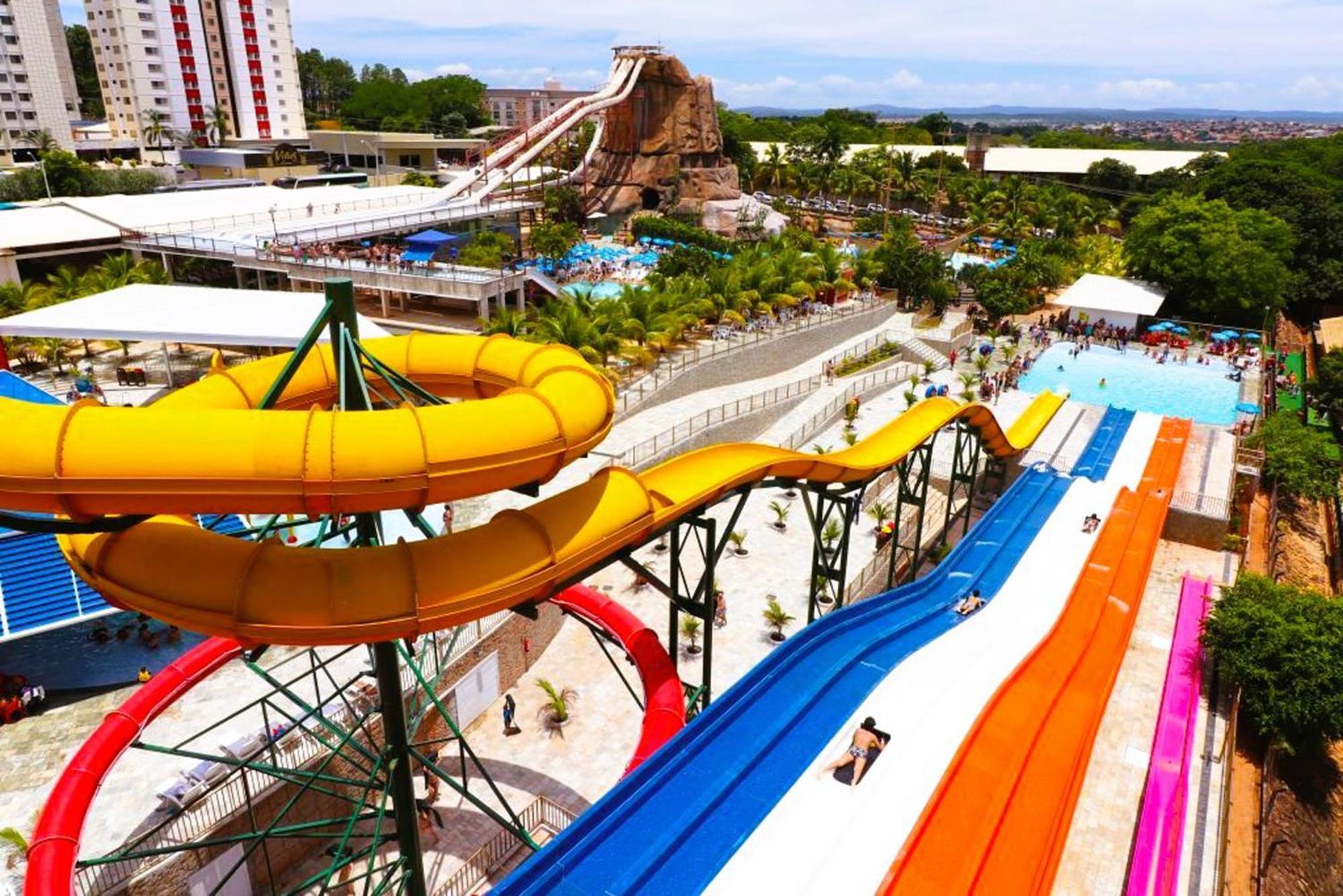 Piazza Diroma - Cortesia Park Diroma, Splash E Slide カルダス・ノバス エクステリア 写真