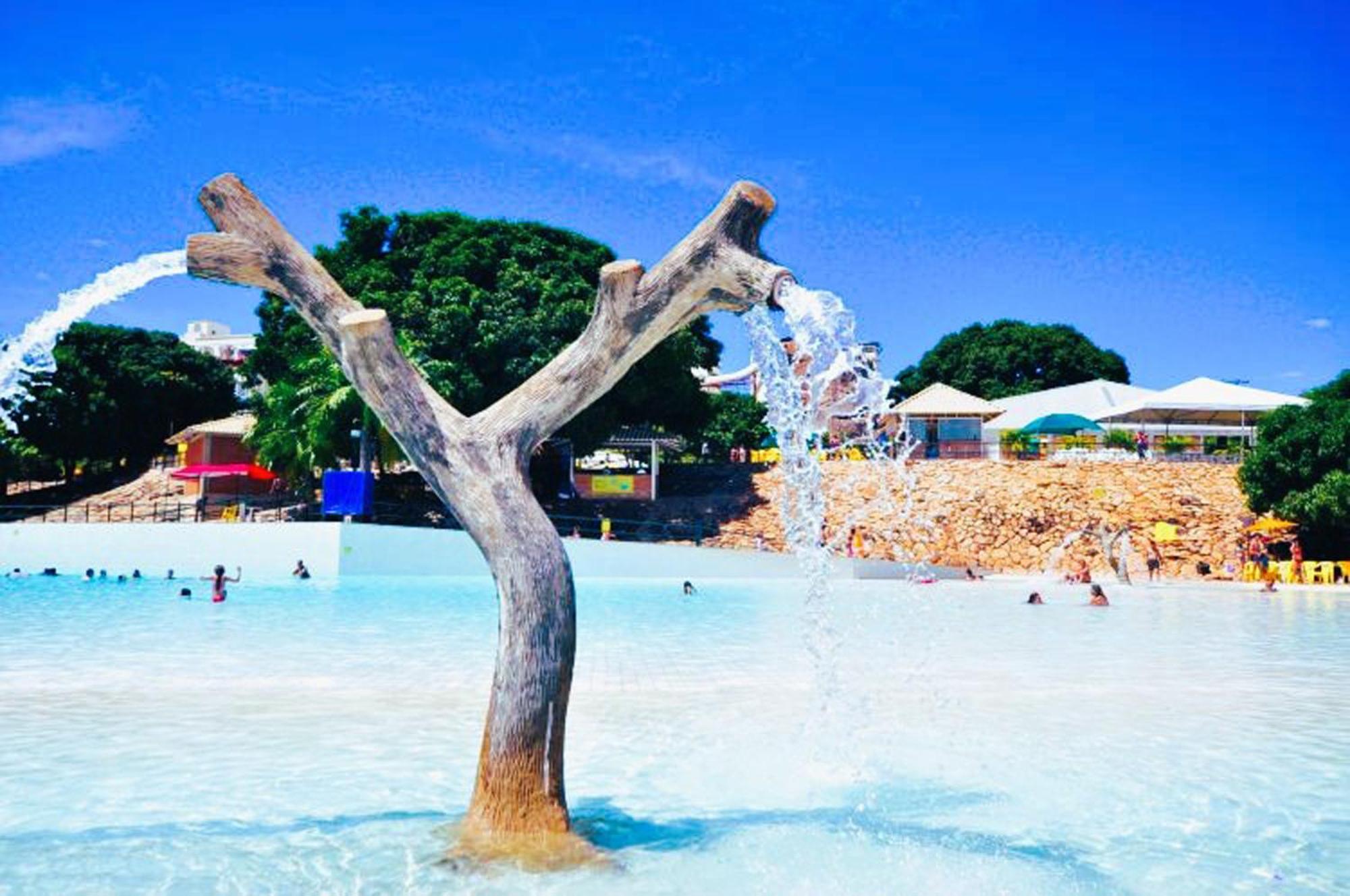 Piazza Diroma - Cortesia Park Diroma, Splash E Slide カルダス・ノバス エクステリア 写真