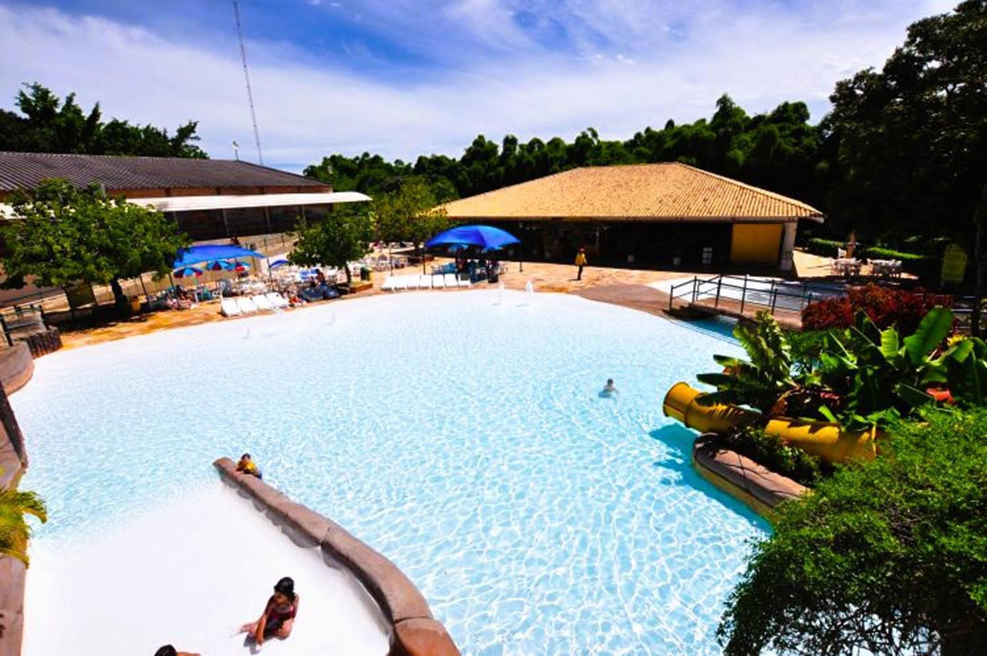 Piazza Diroma - Cortesia Park Diroma, Splash E Slide カルダス・ノバス エクステリア 写真